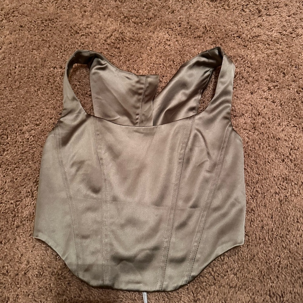 Elegant Olive Green Women's Top Aritzia Sunday Best